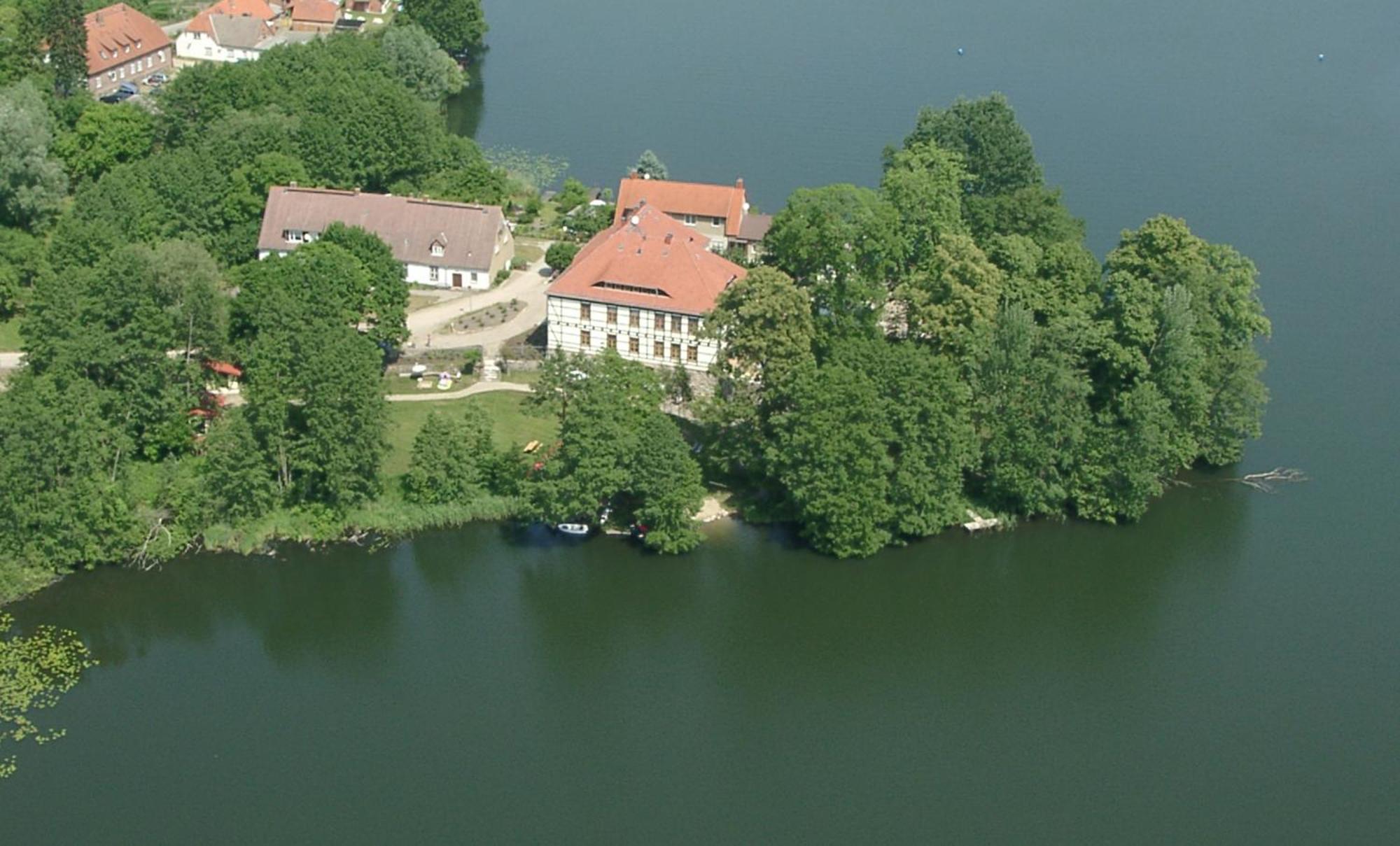 Drostenhaus Feldberg Feldberger Seenlandschaft Dış mekan fotoğraf